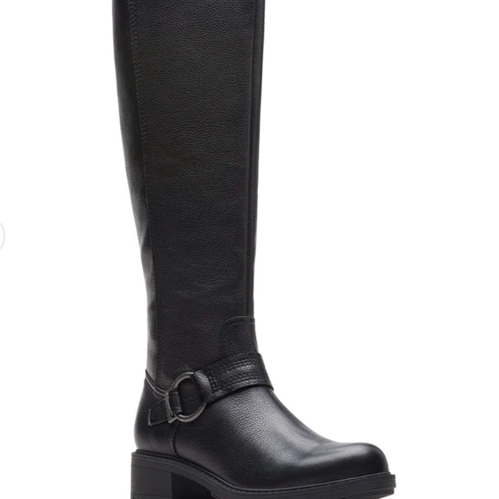 Elegant Black Knee-High Boots